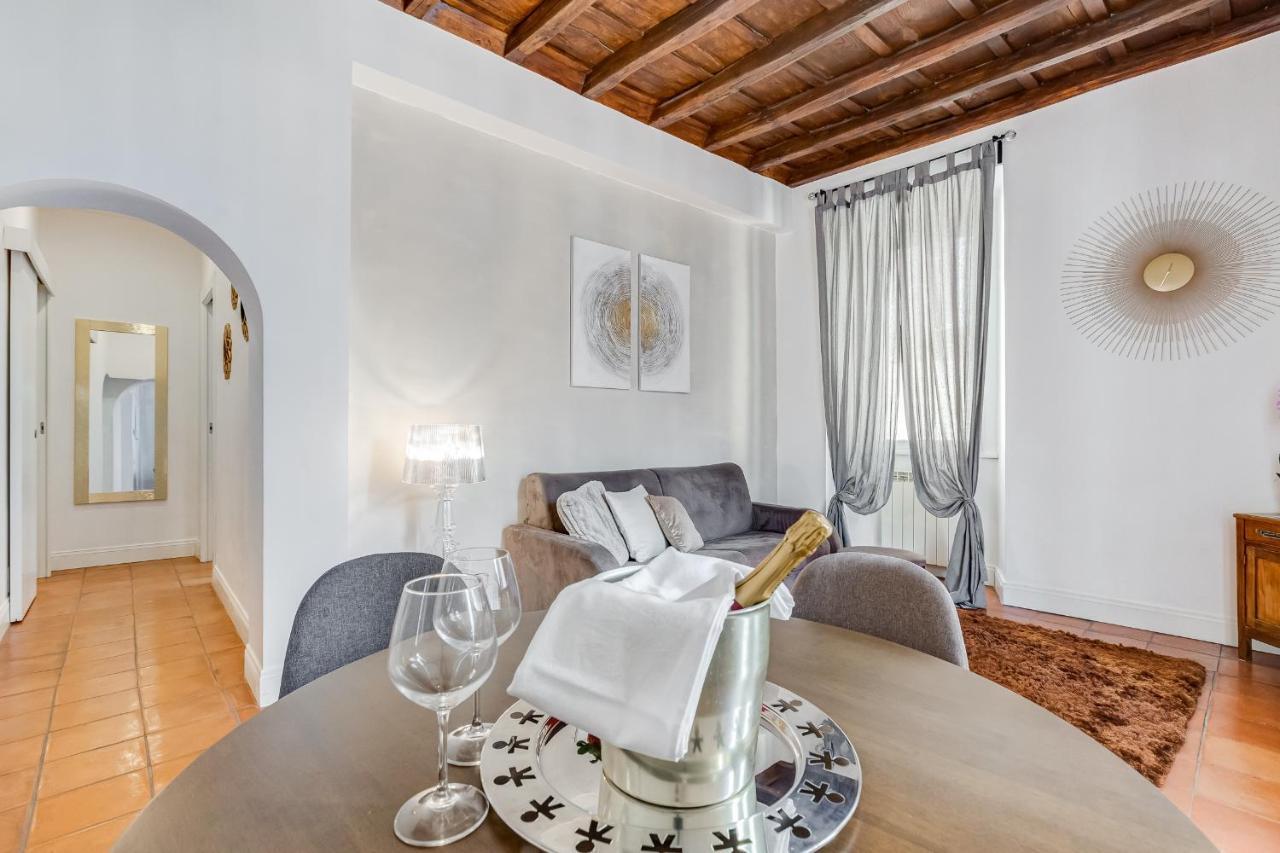 Campo Dei Fiori Royal Orchid Apartment Rome Exterior photo