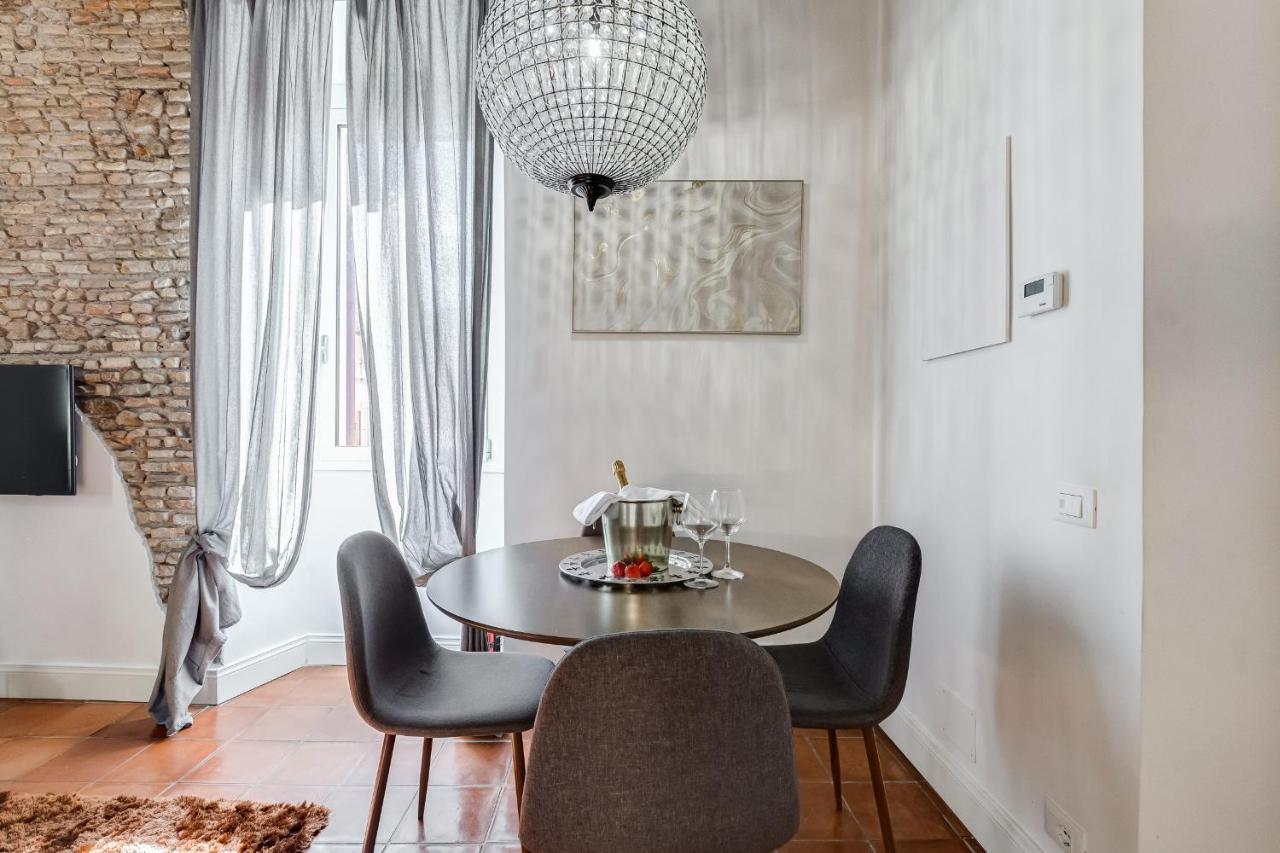 Campo Dei Fiori Royal Orchid Apartment Rome Exterior photo